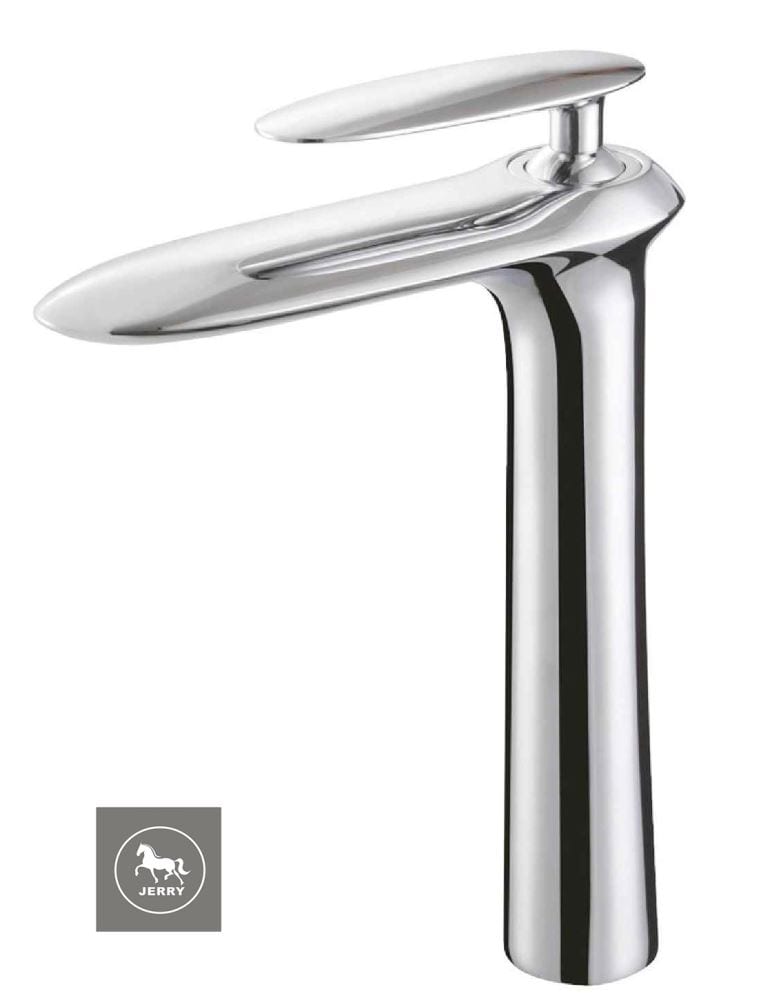 Sleek chrome kitchen faucet with modern design.